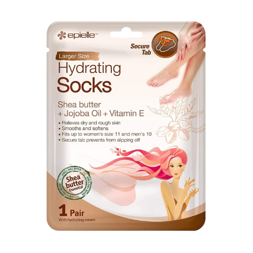 amazon beauty tips, amazon beauty trends, favorite fall beauty products from amazon, fall beauty must haves, fall beauty favorites, amazon best sellers, amazon beauty, amazon beauty finds, over 40 beauty tips, fall beauty trends, fall skincare essentials, trendy fall beauty must haves, hydrating feet mask, how to get soft feet overnight, favorite fall beauty products
